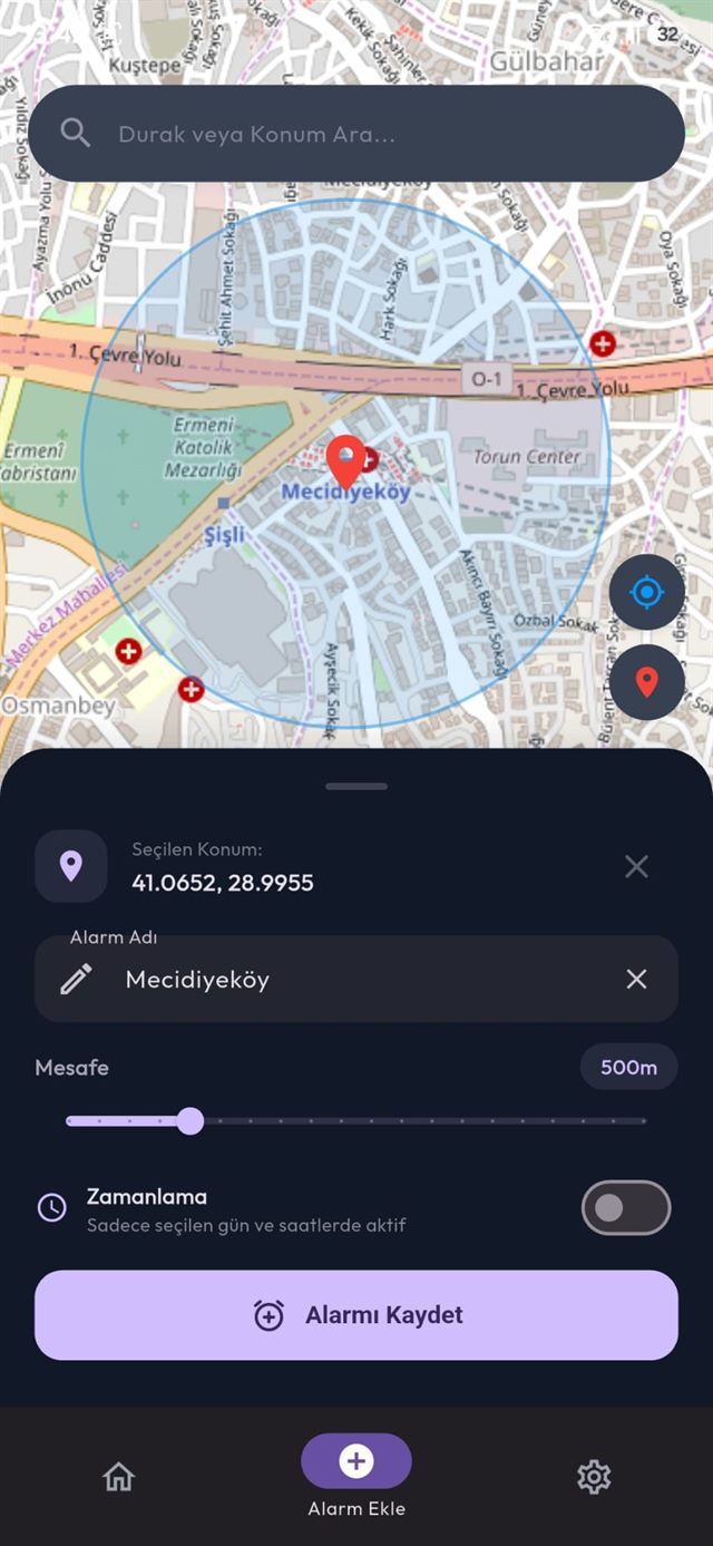 Alarm kurulum ekranı: seçilen konum, alarm adı ve mesafe kaydırıcısı